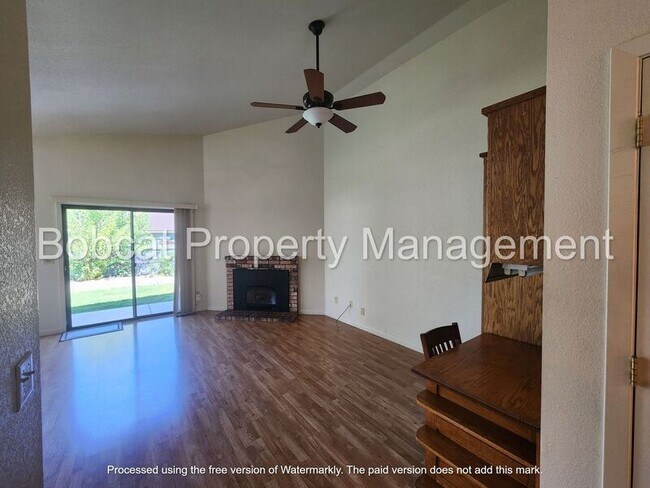 Building Photo - 1740 Cedarwood Dr