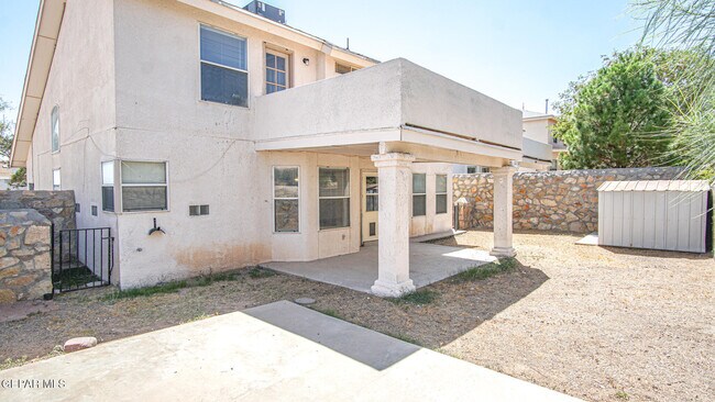 Building Photo - 7481 Umbria Dr