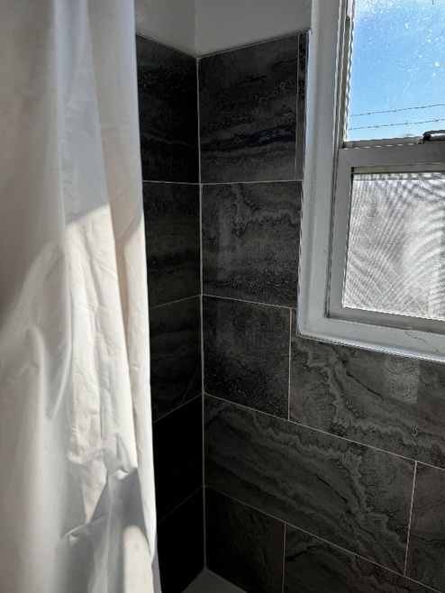 Building Photo - 8557 Juniper Ave