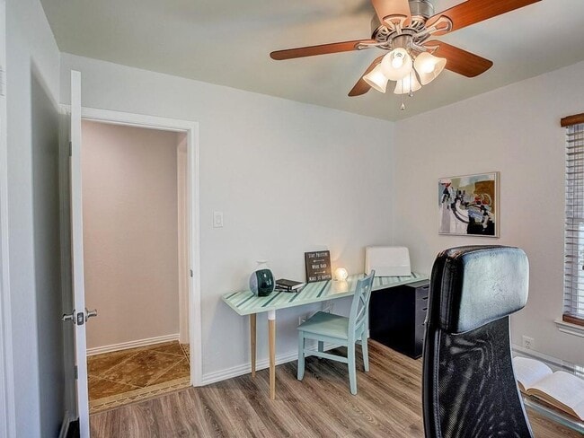 Building Photo - 12909 Modena Trail