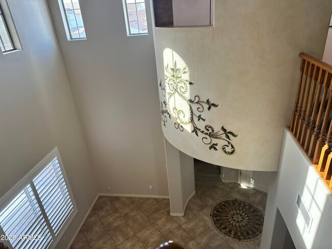 Building Photo - 419 W Balsam Dr
