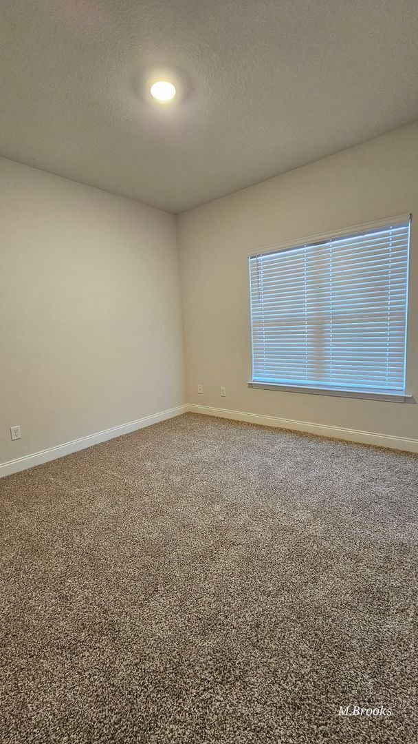 Building Photo - Beautiful home in Grand Oaks Village, Lake...