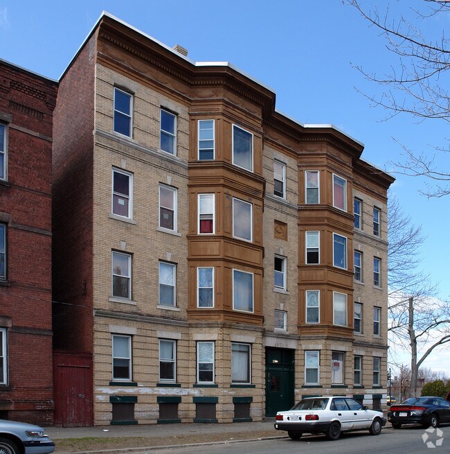 The Amelia - 123 Walnut St Holyoke MA 01040 | Apartment Finder