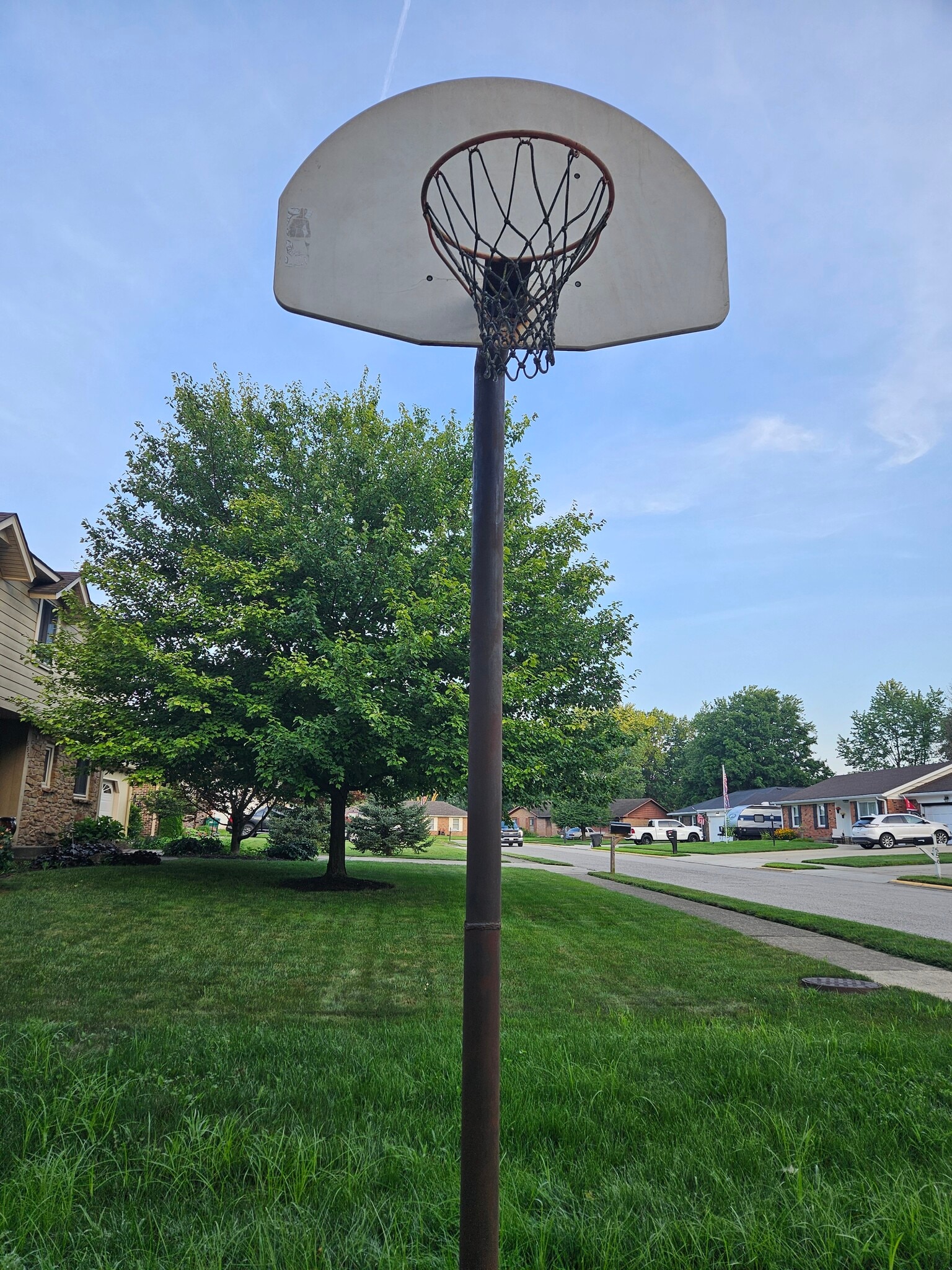 Basketball Goal - 569 Meadow Dr