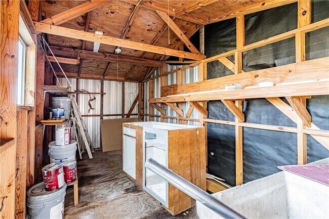 Building Photo - 805 Ave A