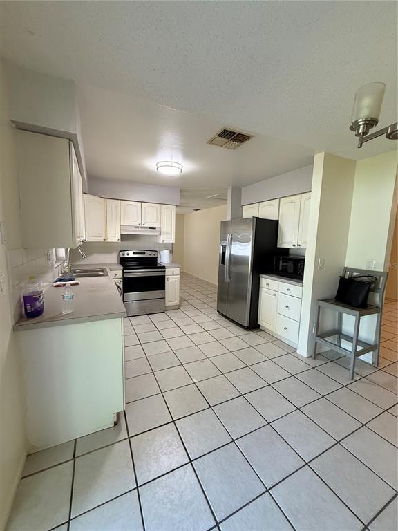 Building Photo - 600 6th Ave SE