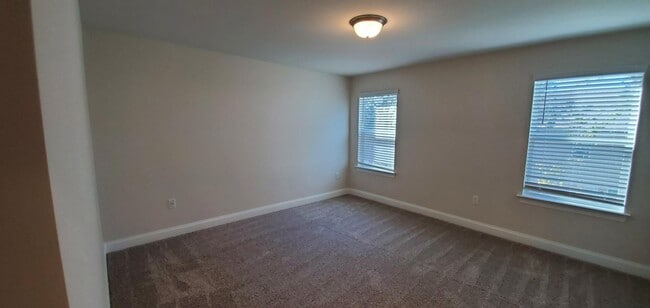 Building Photo - 1541 Olympic Ln