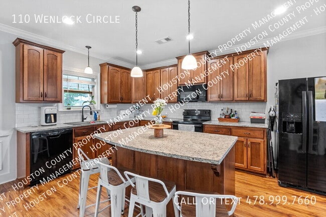 Building Photo - 110 Wenlock Cir