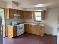 Building Photo - 27 N Hickory St
