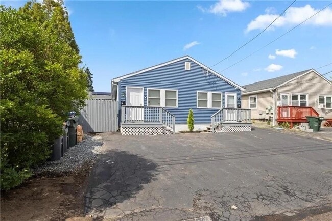 Building Photo - 30 Victoria St