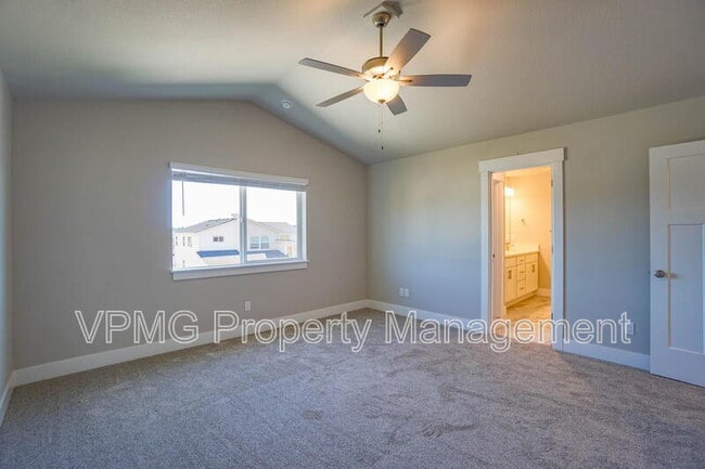 Building Photo - 2331 E Otter Lp