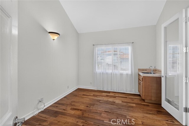 Building Photo - 717 Avenue A