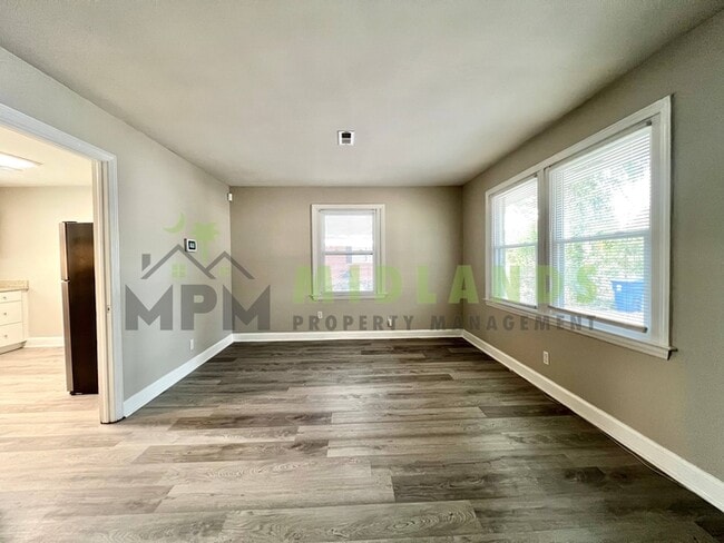 Building Photo - 6811 Doby Dr