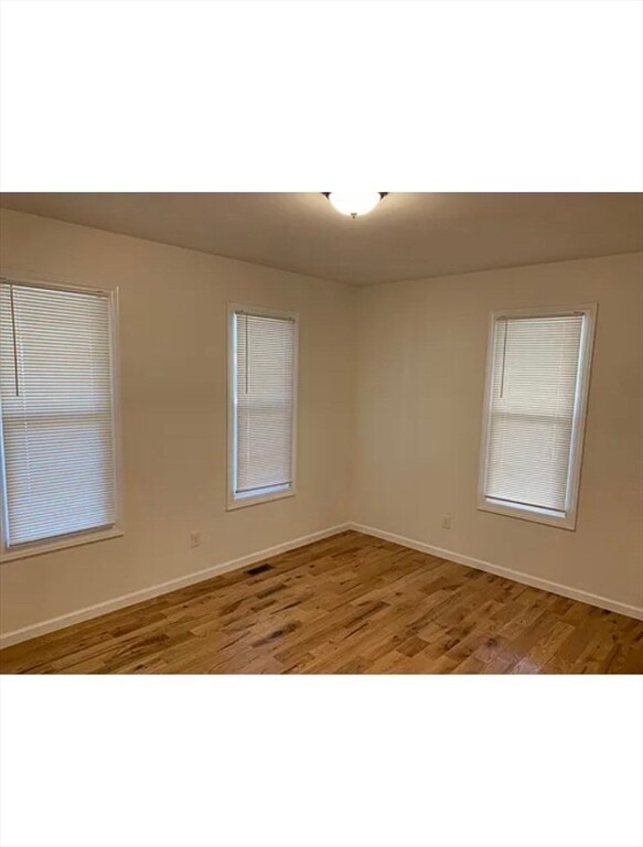 Building Photo - 405 Front St