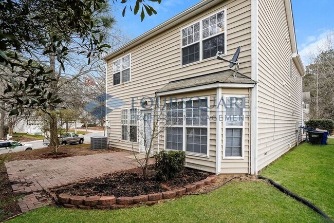 Building Photo - Spacious 3-Bed Single-Family Home with Fireplace, Back Patio & 2-Car Garage – Near RTP, I-40 & So...