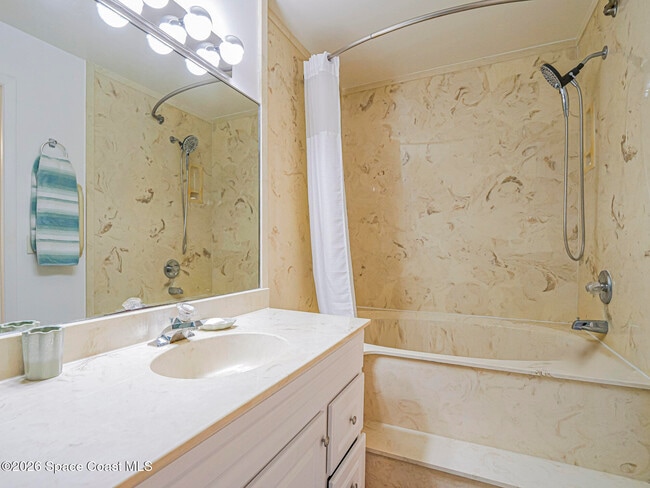 Building Photo - 1198 Breezy Way