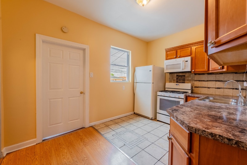 Building Photo - 3525 S 52nd Ct