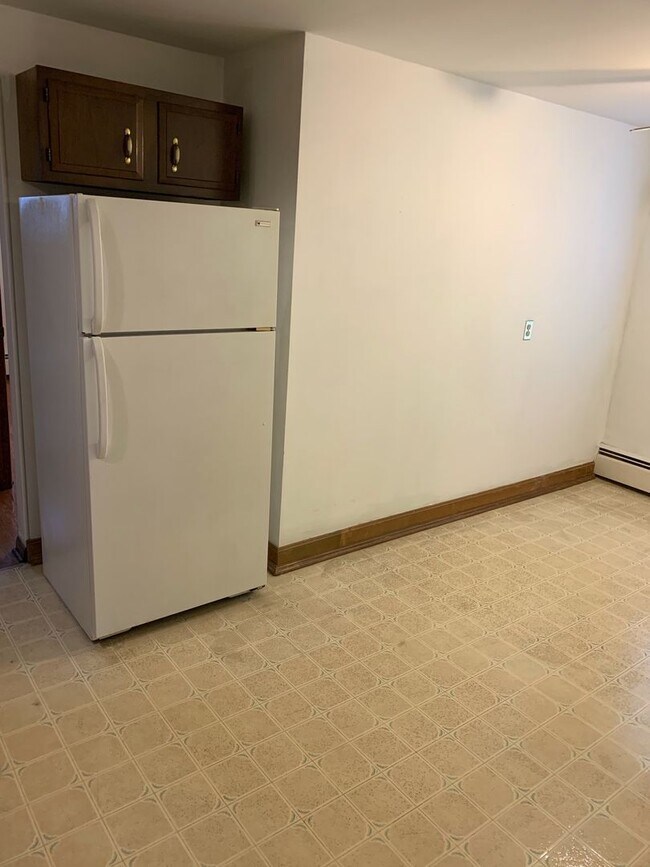 Building Photo - 3489 Nandale Dr