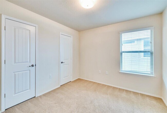 Building Photo - 4220 Creede Dr