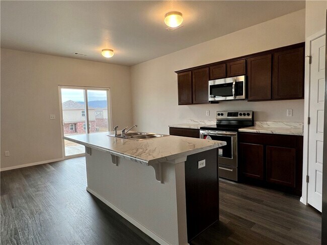 Building Photo - 3271 Red Tail Wy