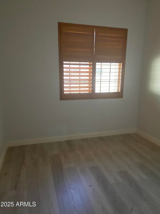 Building Photo - 20827 W Eastview Way