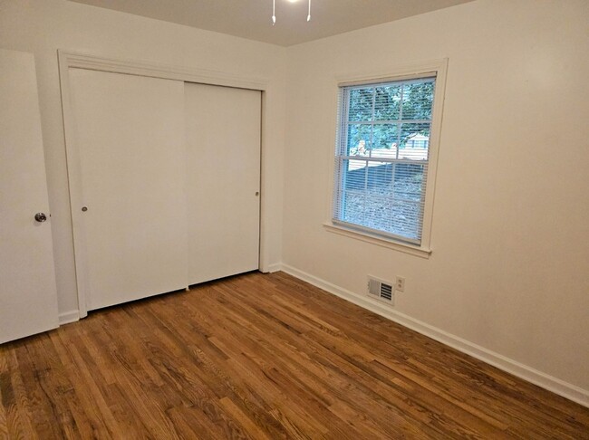 Building Photo - Morrow's Latest Renovated 3 Bedroom, 1.5 B...