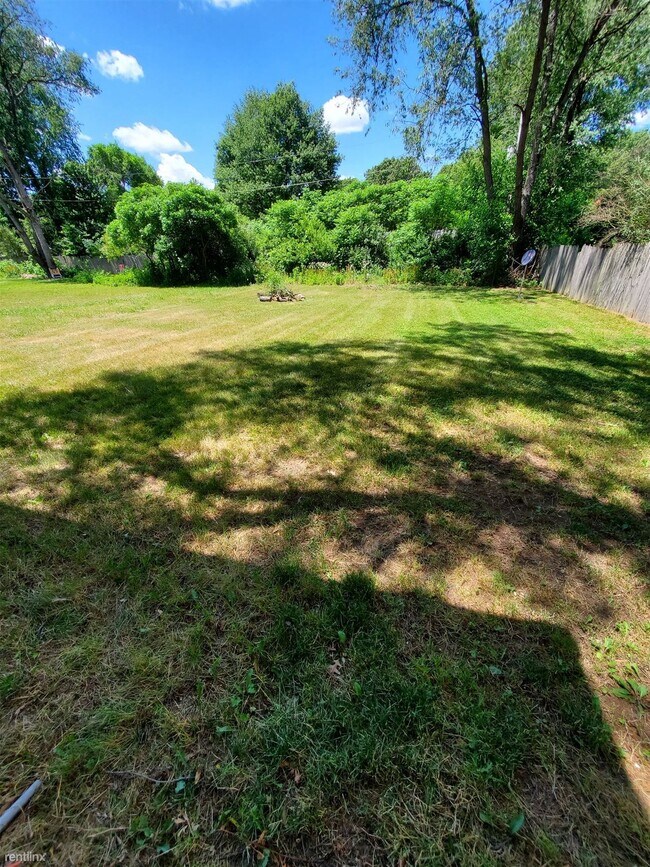 Building Photo - 2 br, 1 bath  - 51591 County Road 109 51591