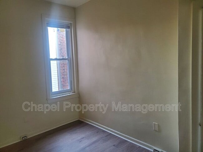 Building Photo - 517 N Wanamaker St