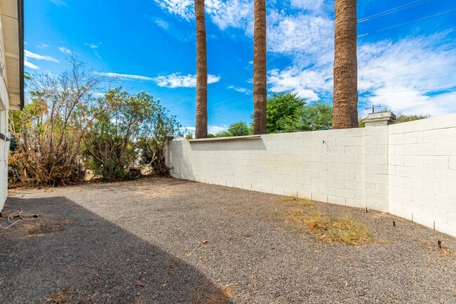 Building Photo - 36th Court