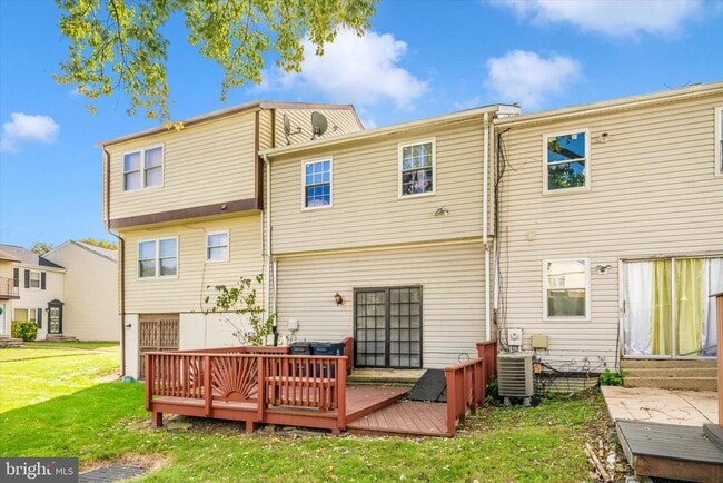 Building Photo - 310 Harry S Truman Dr