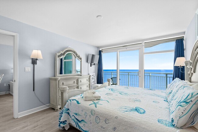 Building Photo - 2411 S Ocean Blvd