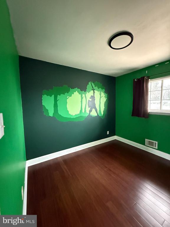 Building Photo - 892 Estates Blvd