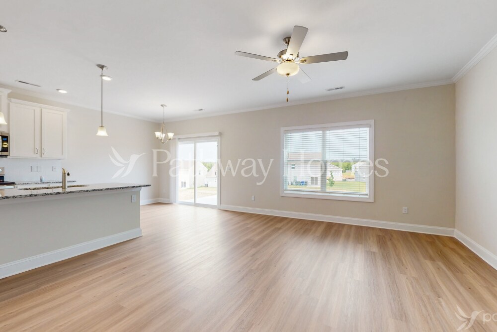 Building Photo - 107 Tanner Lp