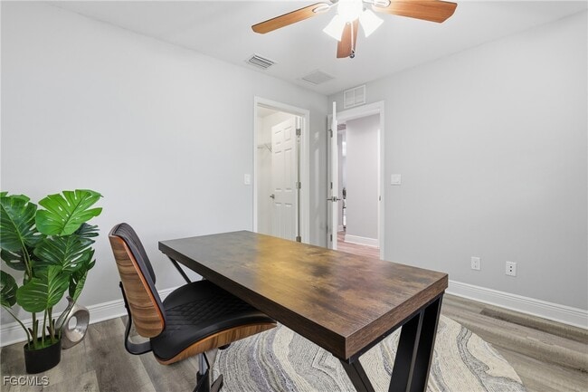 Building Photo - 1723 SW 31st Ln