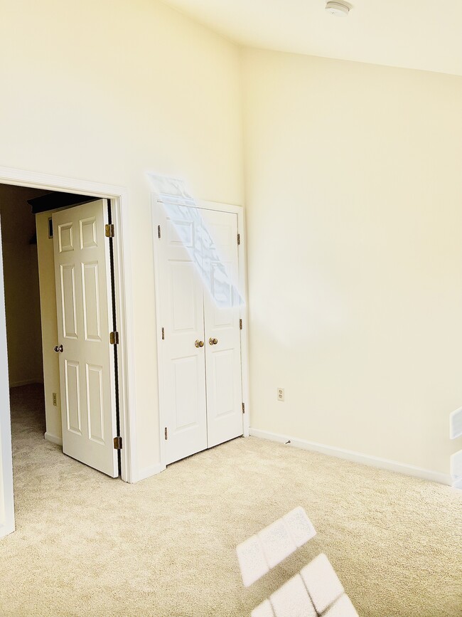 Building Photo - 9600 Accord Dr