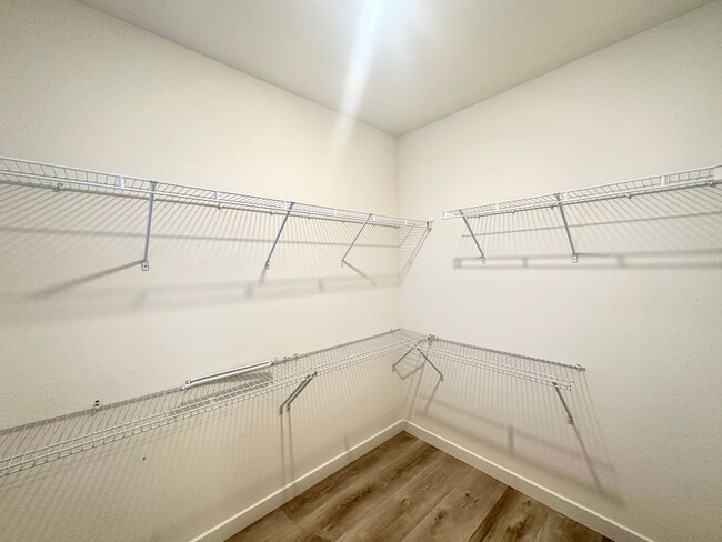 Building Photo - Whistling Sands