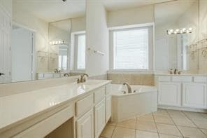 Building Photo - 4055 Victory Dr