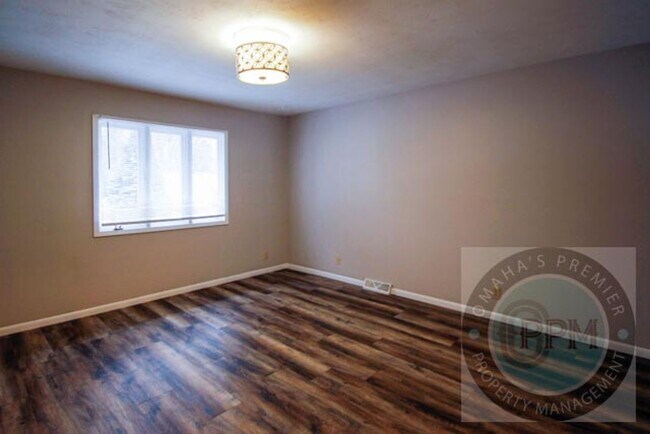 Building Photo - 11652-11654 Camden Ave