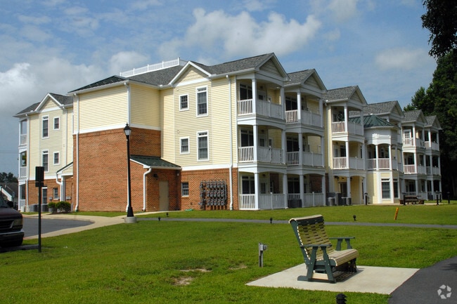 Building Photo - Hampton Circle