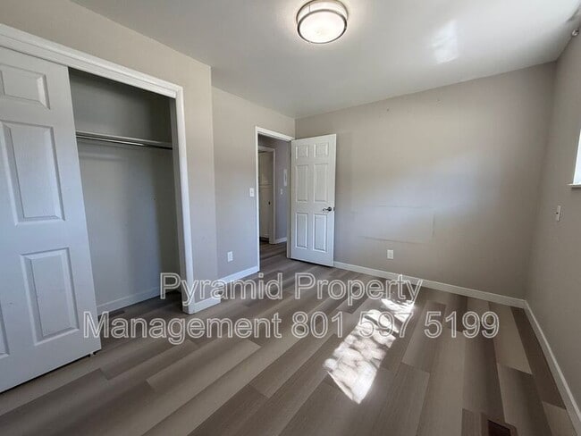Building Photo - 670 E Coatsville Ave