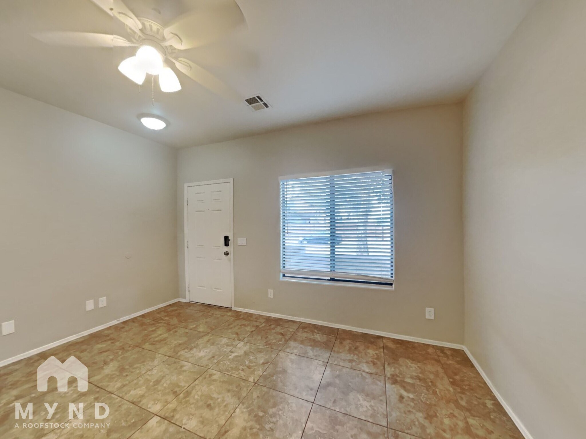 Building Photo - 6315 S 25th Dr