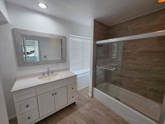 Building Photo - 3 Bedroom Home for Rent with RV Parking, Rock Views & Large Lot