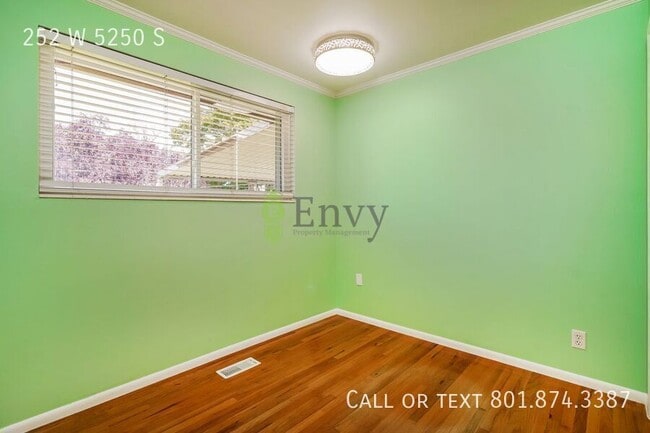 Building Photo - 252 W 5250 S
