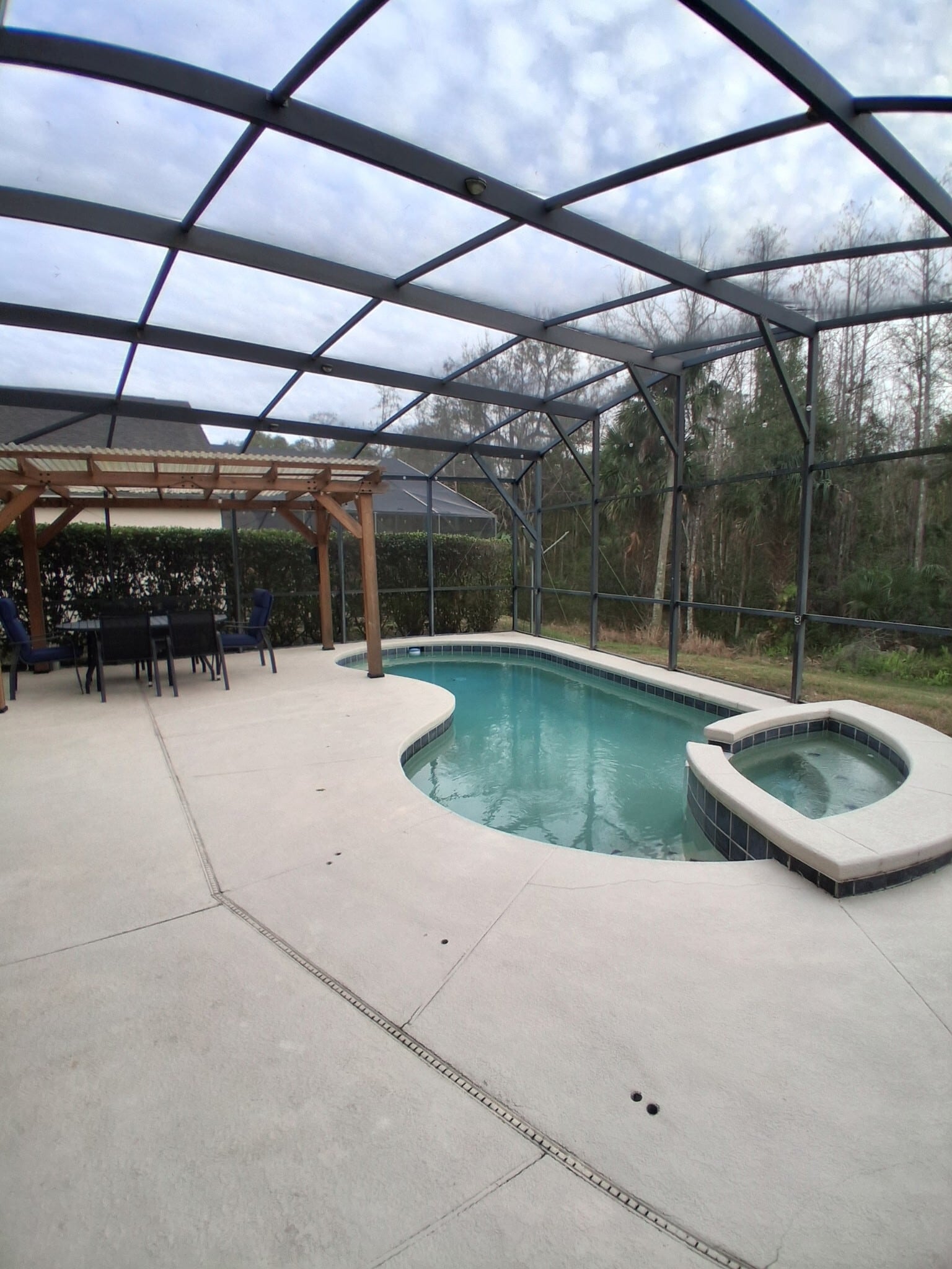 Building Photo - 4684 Cumbrian Lakes Dr