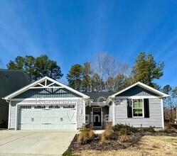 Building Photo - 315 Walker Dr