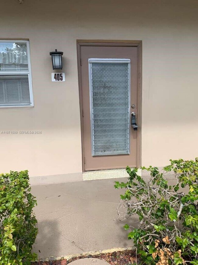 Building Photo - 5003 NW 35th St