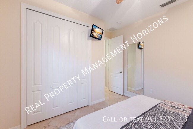 Building Photo - 4668 Tuscana Dr