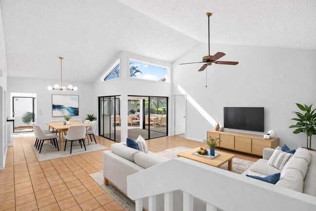 Building Photo - 661 Hollows Cir