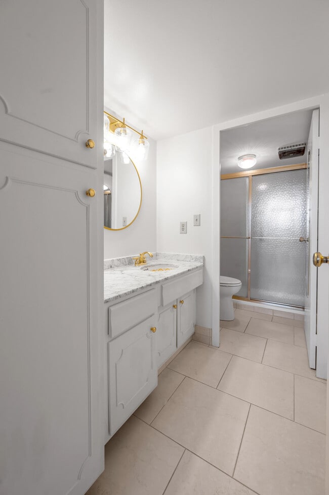 Building Photo - 101 S Hanover Ave