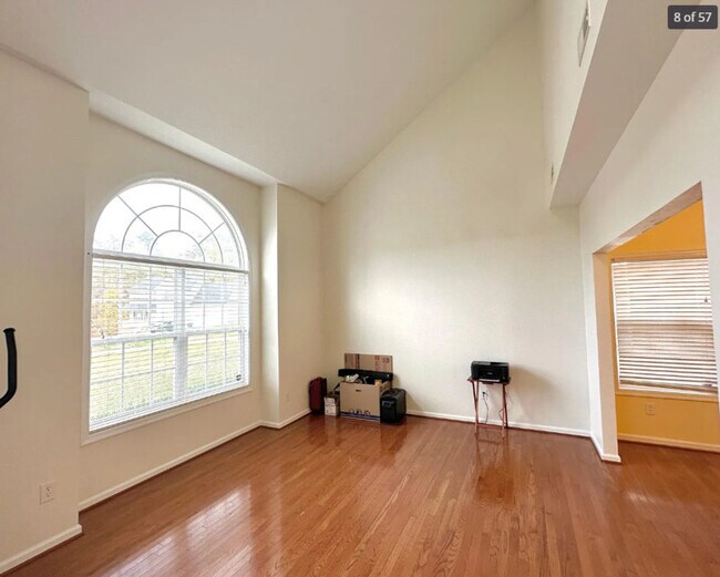 Building Photo - 5346 Meadoway Rd
